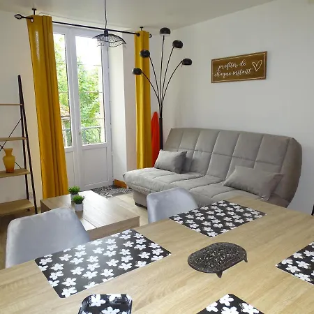Cadurci 2 - Superbe Appartement, Climatise Avec Balcon- Wifi * Vayrac